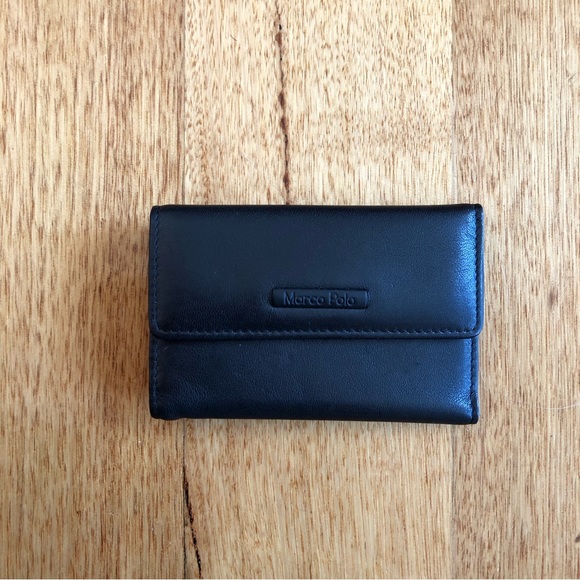 Marco Polo black Italian leather 6 key holder - Picture 3 of 7